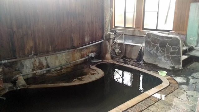 experience onsen wellness in japan